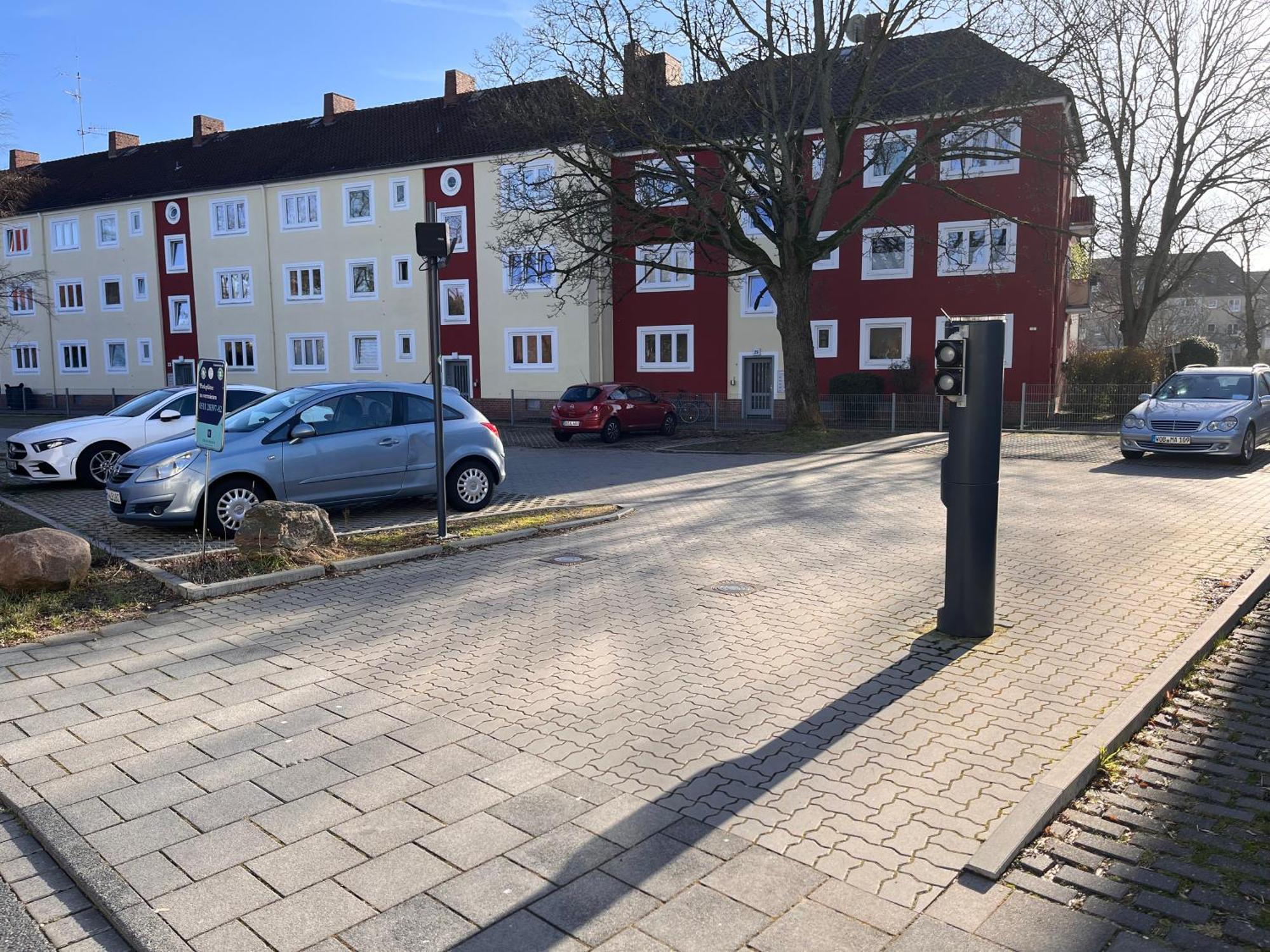 Mitten In Wolfsburg - Happyhome - 2 Zimmer, 6 Personen, Outletcenter, Autostadt, Vw-Nah, Parken Esterno foto